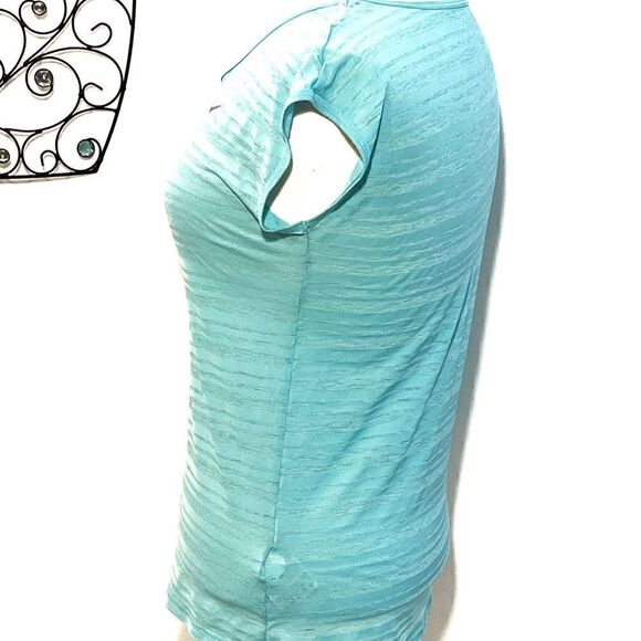 Nike Top   - Picture 4 of 8